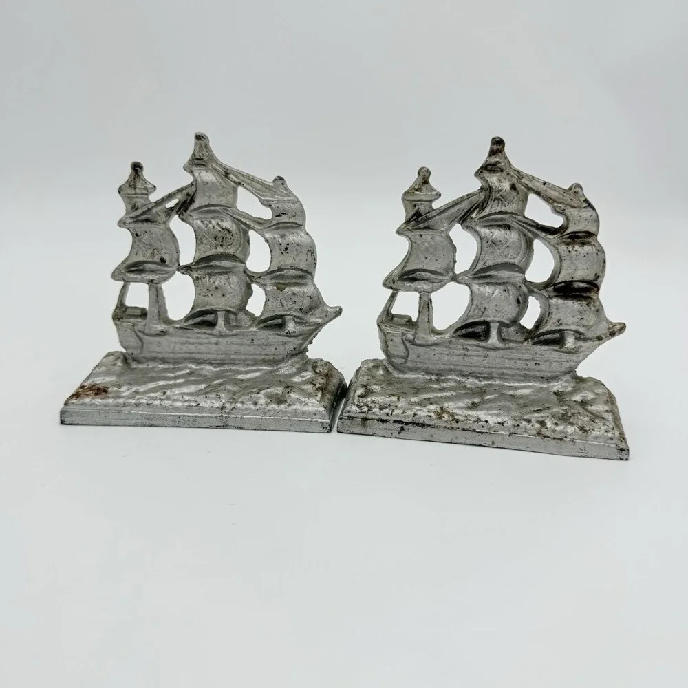 Vtg Cast Iron Bookends Patina Old Ironside Constitution Sailing Ship Doorstop